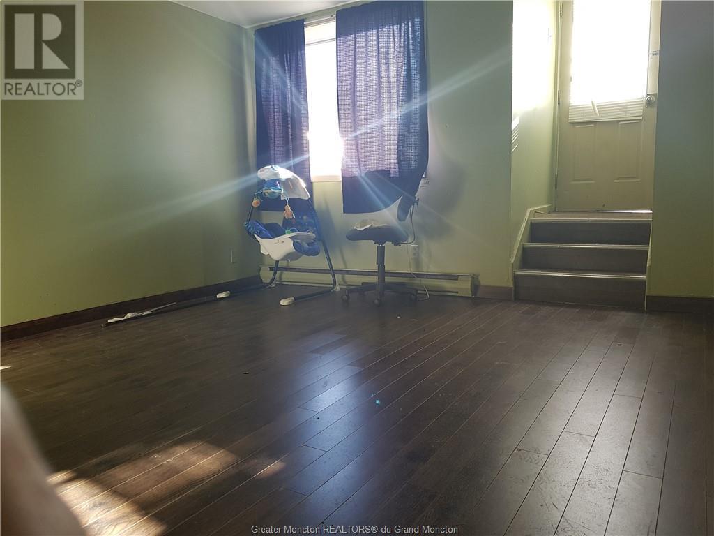 797 King Ave, Bathurst, New Brunswick  E2A 1R4 - Photo 16 - M158425