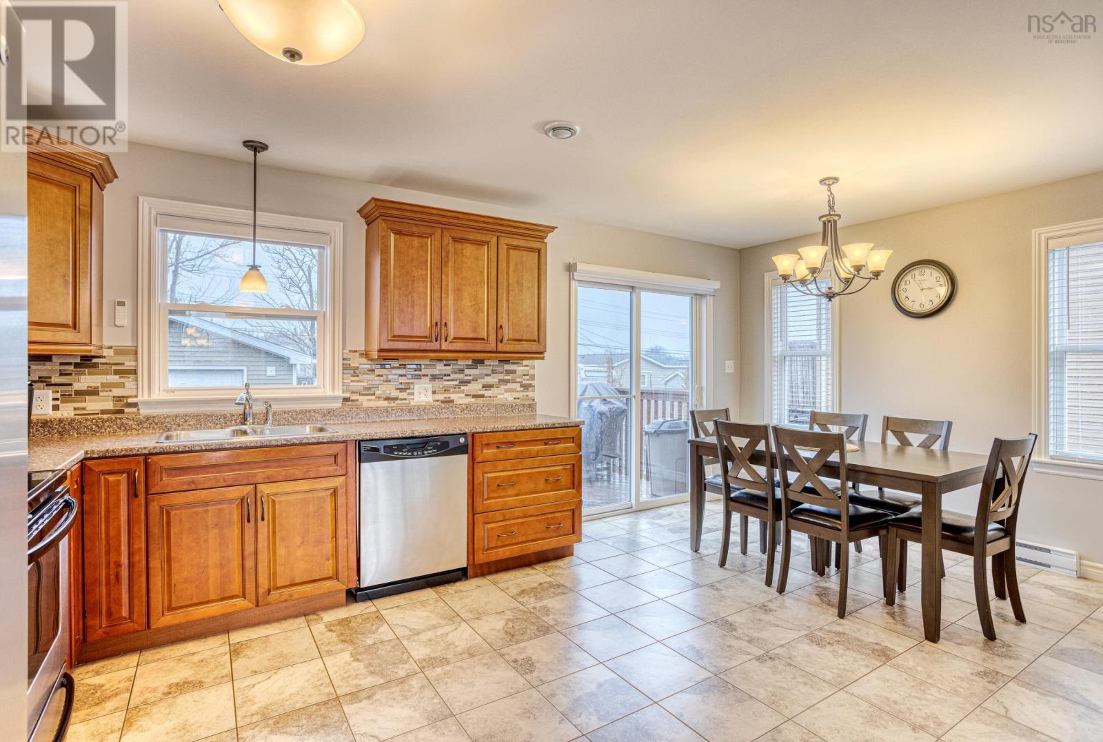 49 Taylorwood Lane, Eastern Passage, Nova Scotia  B3G 0C7 - Photo 11 - 202406428