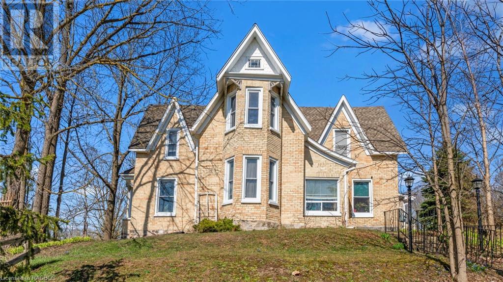 46 Elora Street N, Clifford, Ontario  N0G 1M0 - Photo 1 - 40562311