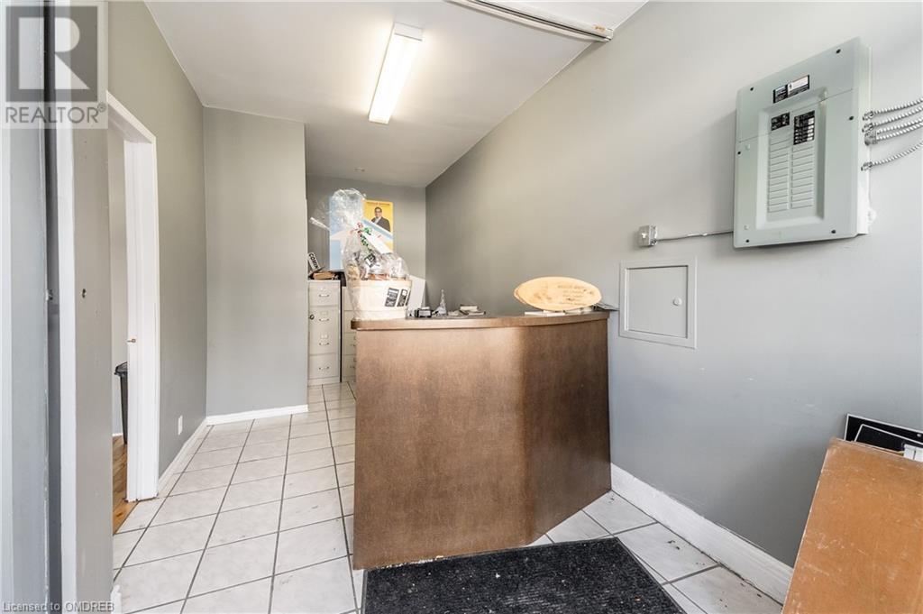 26 Queen Street E, Cambridge, Ontario  N3C 2A6 - Photo 5 - 40566738