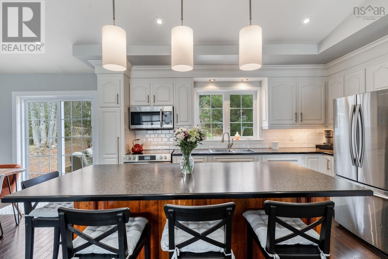 31 Mayfair Drive, Bridgewater, Nova Scotia  B4V 8W2 - Photo 10 - 202406434