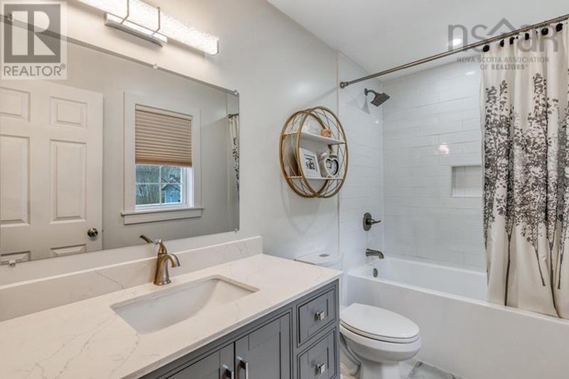 31 Mayfair Drive, Bridgewater, Nova Scotia  B4V 8W2 - Photo 16 - 202406434