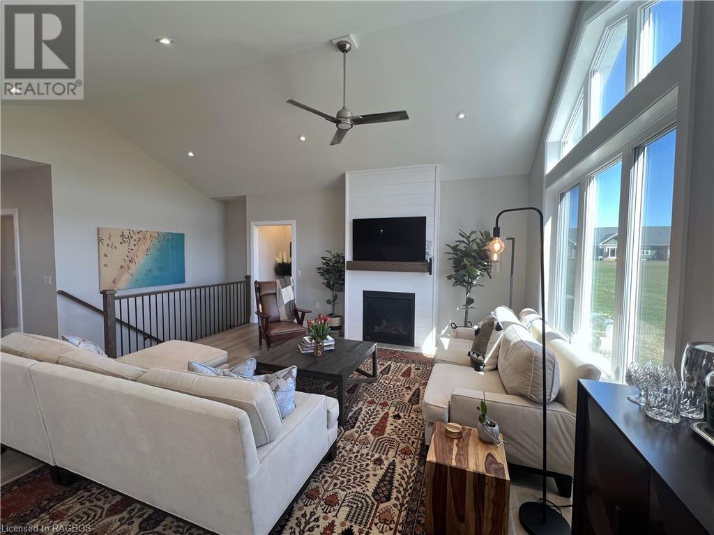 57 Westlinks Drive, Port Elgin, Ontario  N0H 2C3 - Photo 14 - 40567809