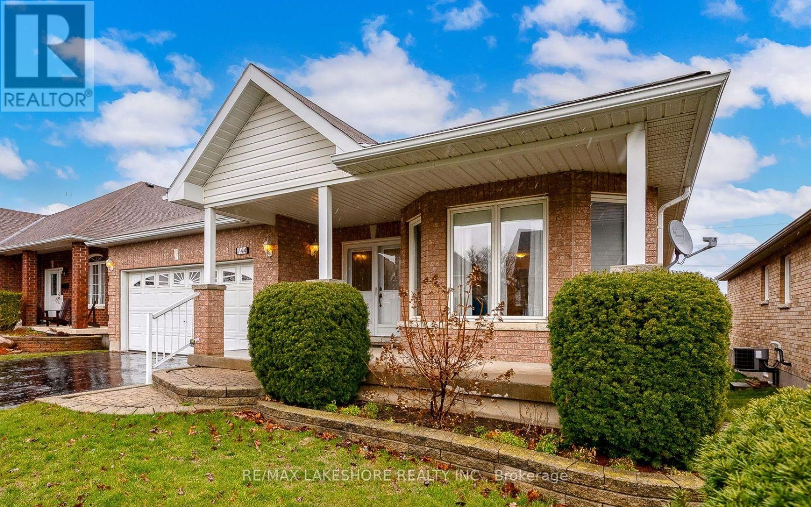 744 PRINCE OF WALES DR Cobourg