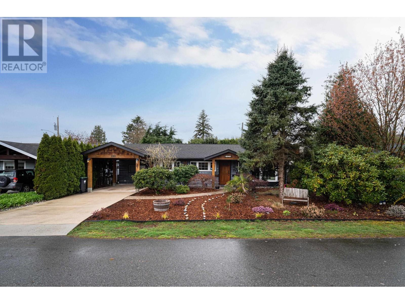 1325 Oakwood Crescent, North Vancouver, British Columbia  V7P 1L5 - Photo 1 - R2867385