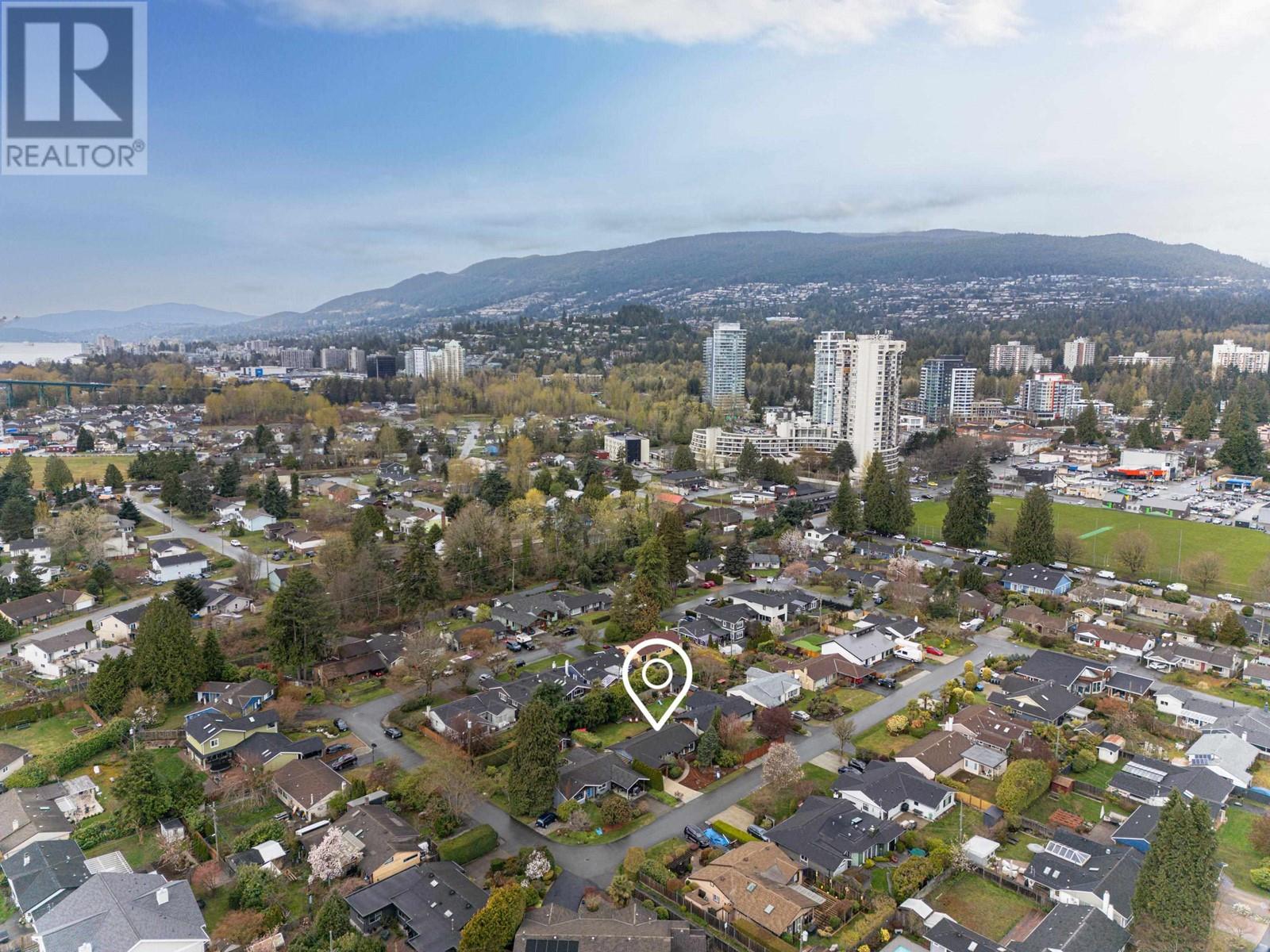 1325 Oakwood Crescent, North Vancouver, British Columbia  V7P 1L5 - Photo 12 - R2867385