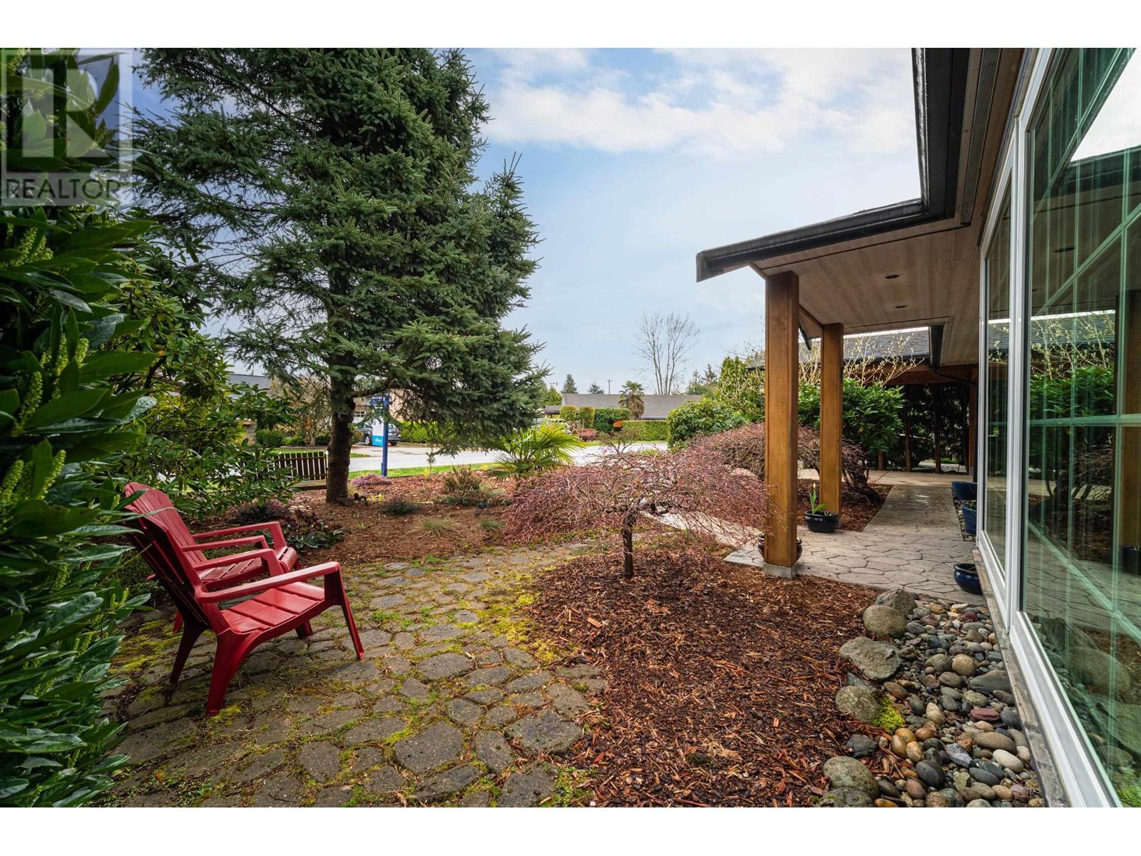 1325 Oakwood Crescent, North Vancouver, British Columbia  V7P 1L5 - Photo 18 - R2867385