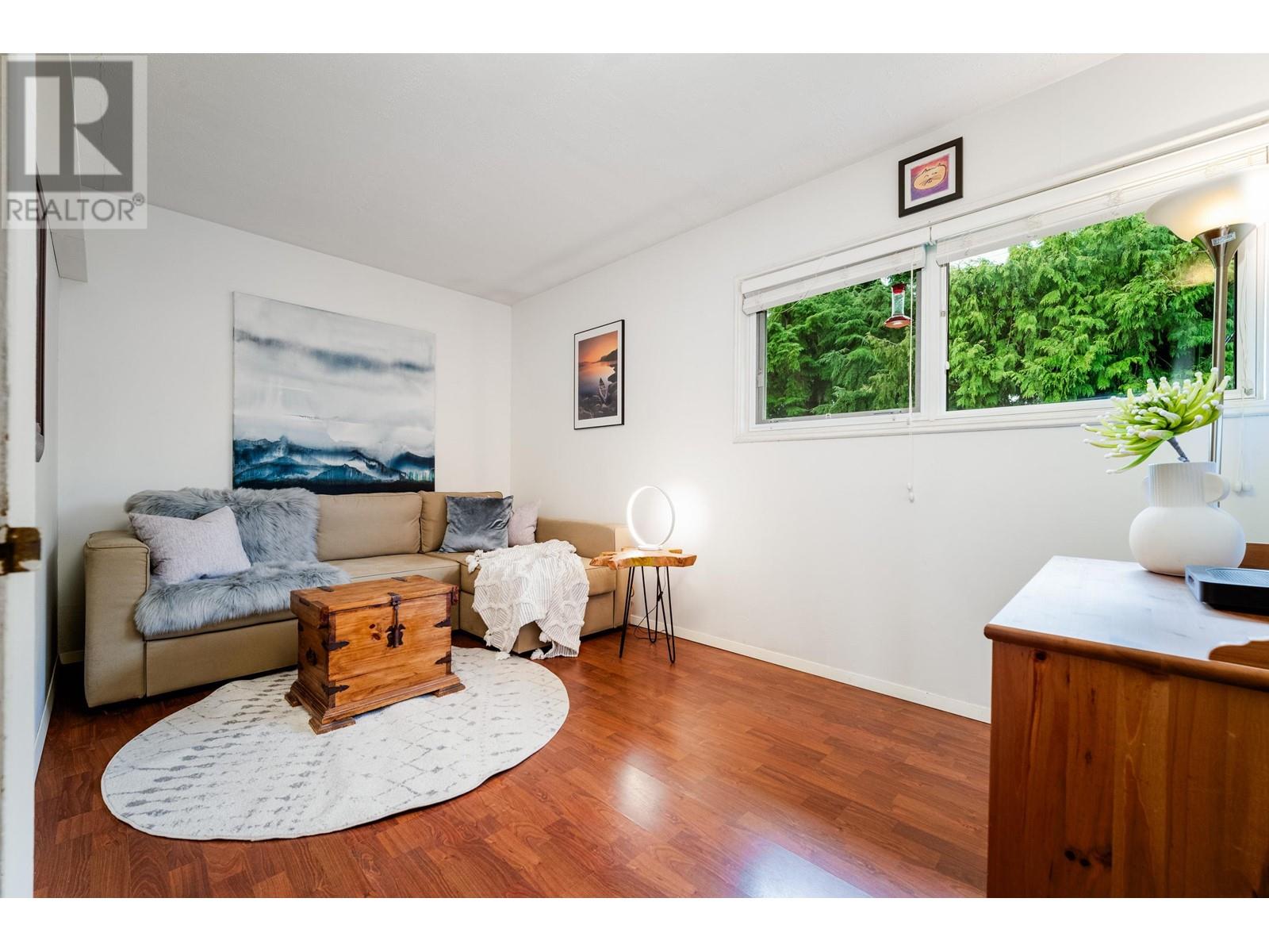 1325 Oakwood Crescent, North Vancouver, British Columbia  V7P 1L5 - Photo 7 - R2867385