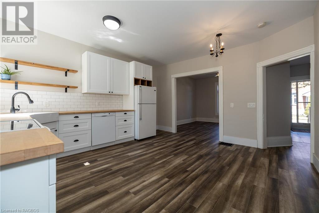 489 13th Street W, Owen Sound, Ontario  N4K 3W8 - Photo 11 - 40566971