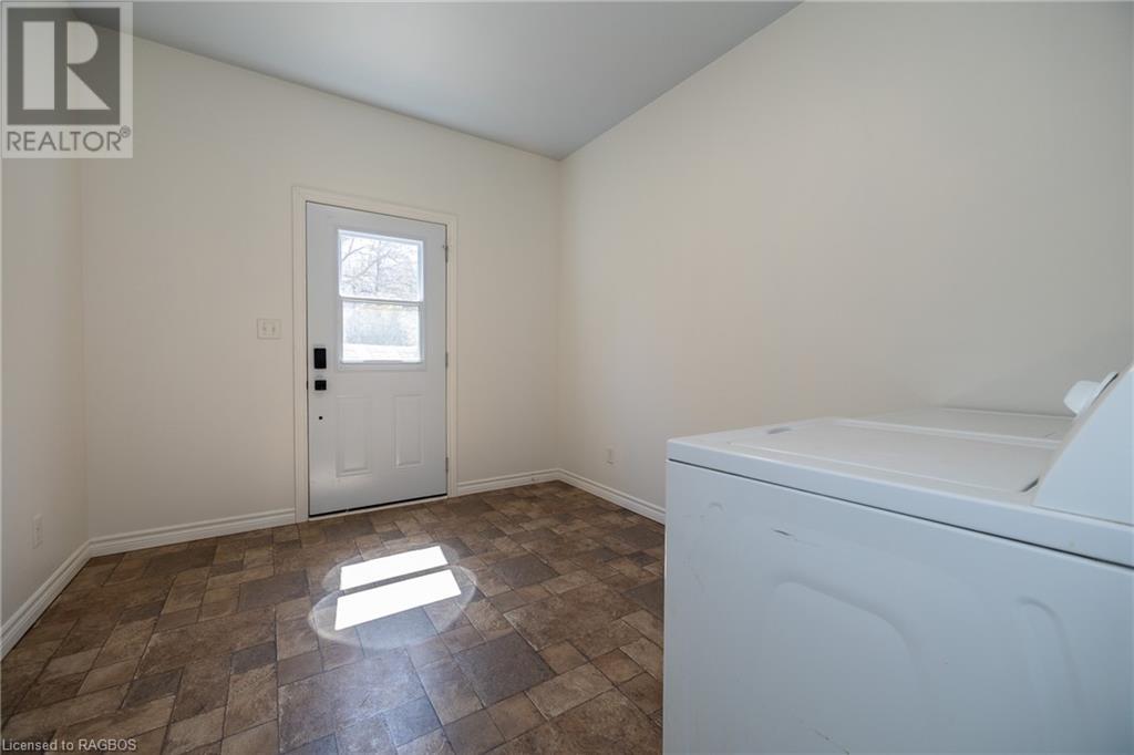 489 13th Street W, Owen Sound, Ontario  N4K 3W8 - Photo 14 - 40566971