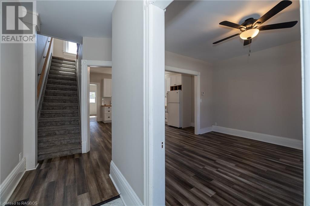 489 13th Street W, Owen Sound, Ontario  N4K 3W8 - Photo 4 - 40566971