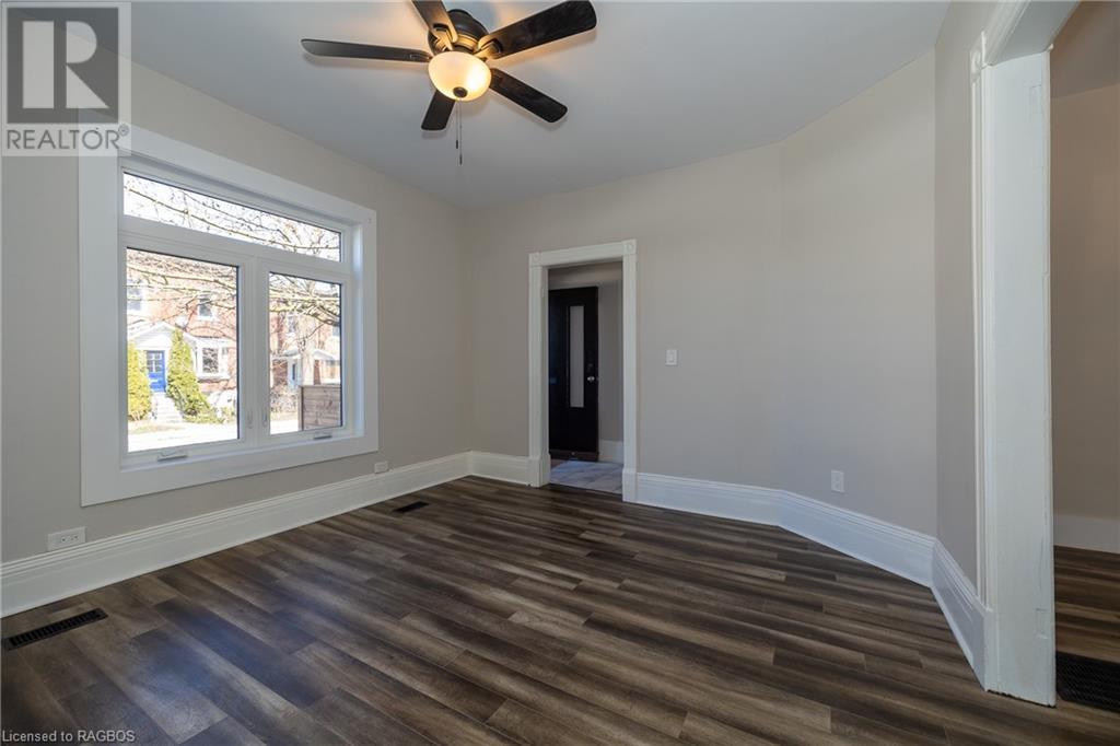 489 13th Street W, Owen Sound, Ontario  N4K 3W8 - Photo 5 - 40566971