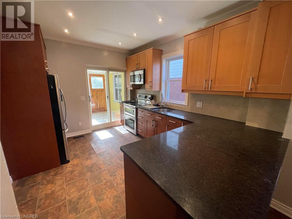 97 Sussex Street, Hamilton, Ontario  L8S 2E2 - Photo 3 - 40566850