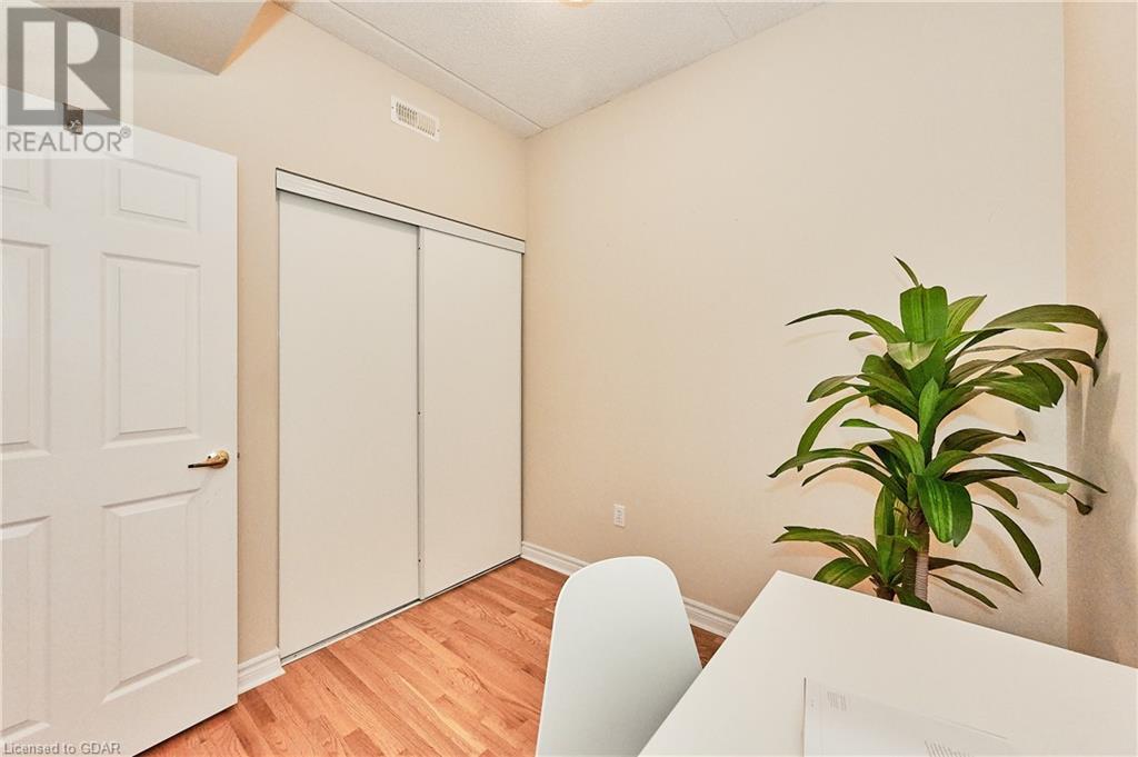 308 Watson Parkway N Unit# 105, Guelph, Ontario  N1E 0G7 - Photo 28 - 40567974