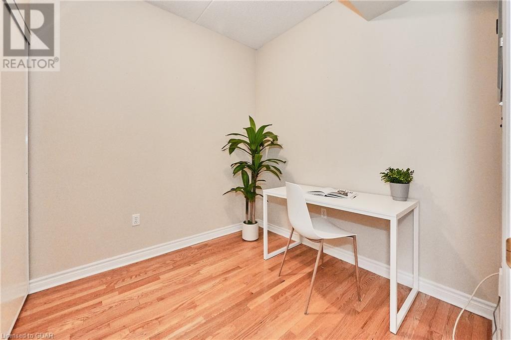 308 Watson Parkway N Unit# 105, Guelph, Ontario  N1E 0G7 - Photo 26 - 40567974