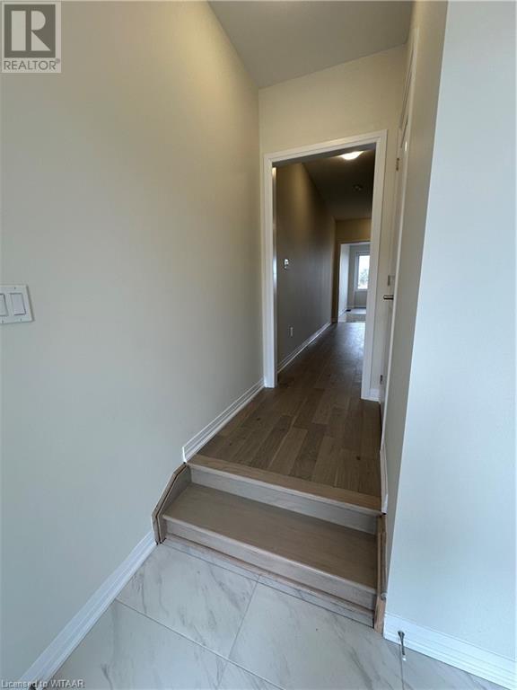 13 Molnar Crescent, Brantford, Ontario  N3T 0X5 - Photo 4 - 40568008