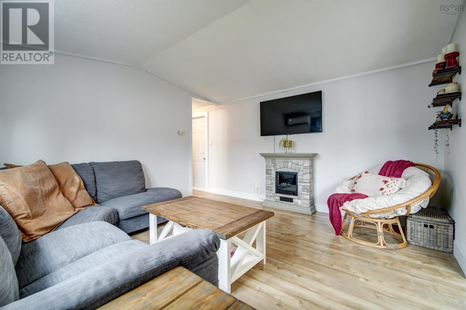 1639 Frankie Drive, Beaver Bank, Nova Scotia  B4E 2N2 - Photo 18 - 202406463