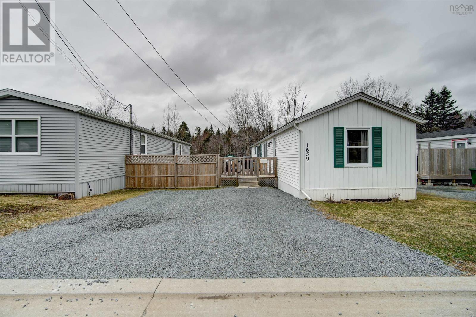 1639 Frankie Drive, Beaver Bank, Nova Scotia  B4E 2N2 - Photo 3 - 202406463