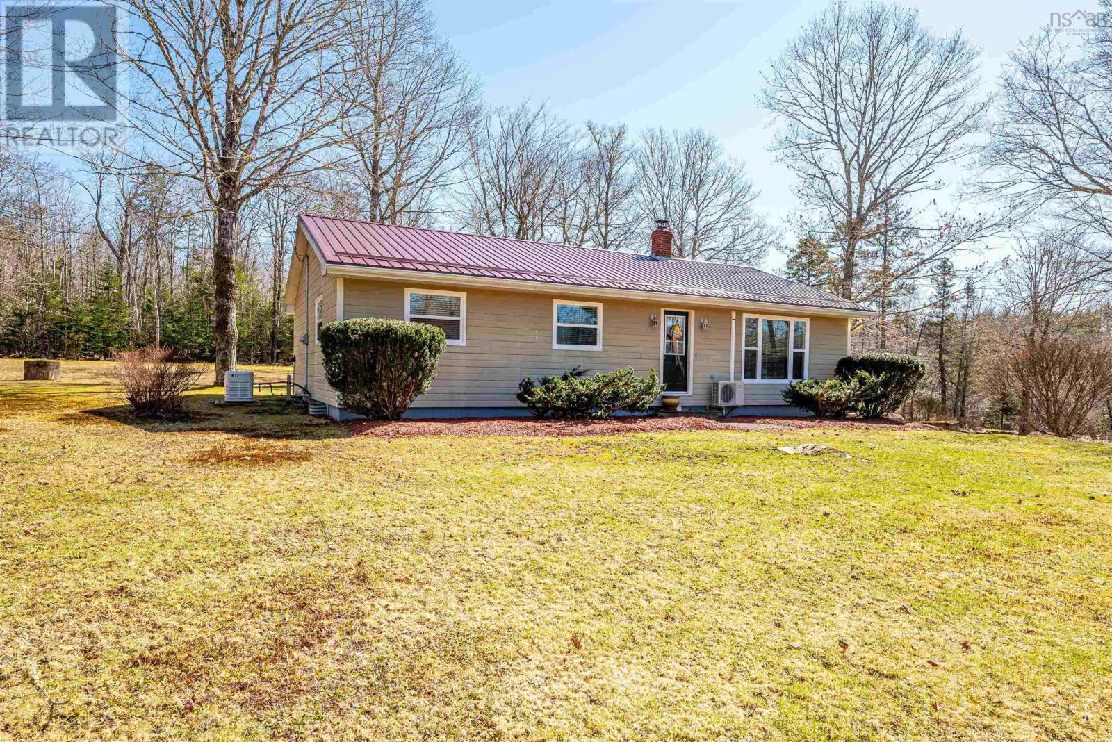 1752 Barss Corner Road, Scarsdale, Nova Scotia  B0R 1A0 - Photo 3 - 202406466