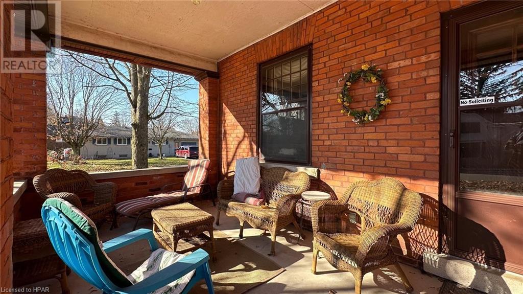 140 Nelson Street, Mitchell, Ontario  N0K 1N0 - Photo 3 - 40550104