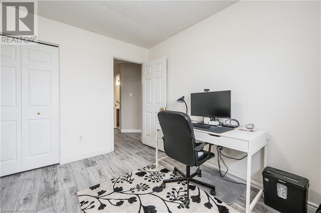 43 White Sands Court, Kitchener, Ontario  N2E 3S4 - Photo 23 - 40567962