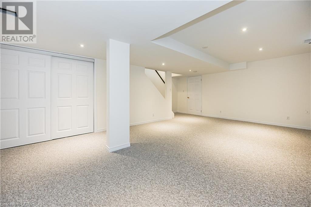 43 White Sands Court, Kitchener, Ontario  N2E 3S4 - Photo 30 - 40567962