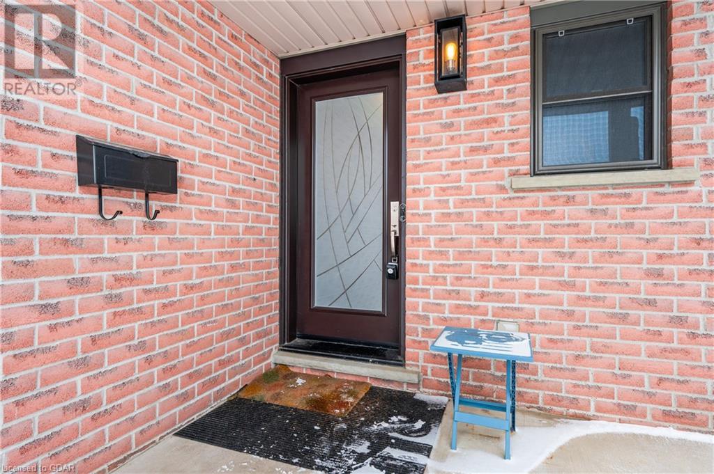 43 White Sands Court, Kitchener, Ontario  N2E 3S4 - Photo 5 - 40567962