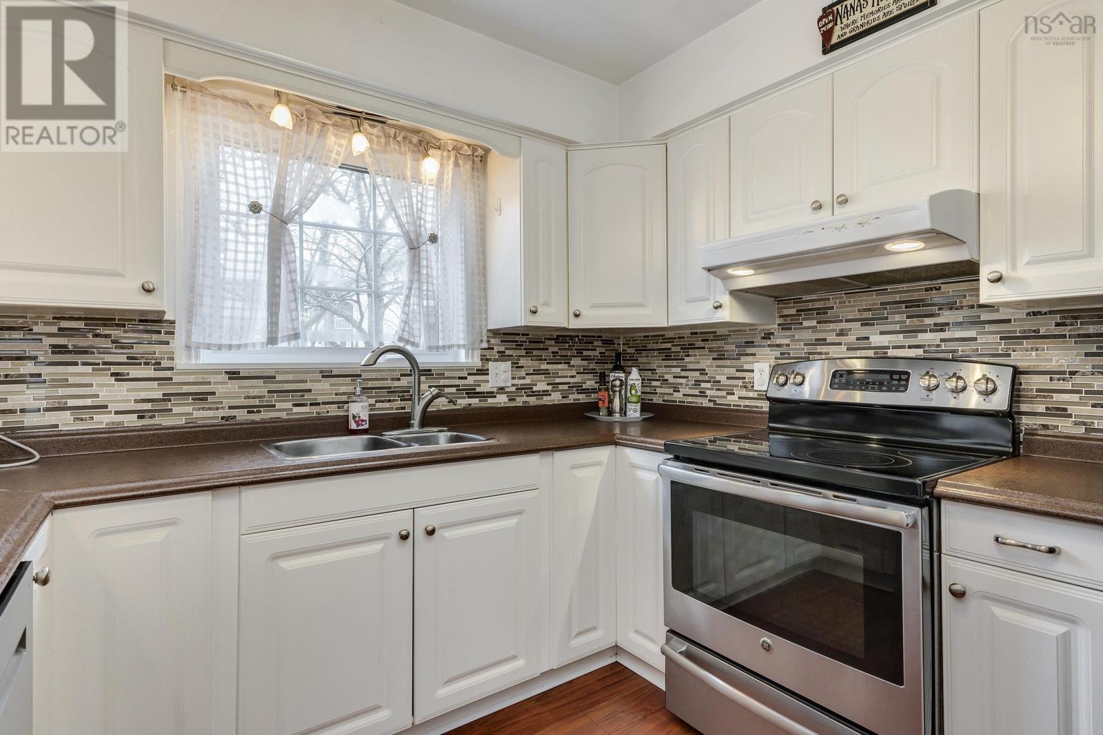 19 Diana Grace Avenue, Dartmouth, Nova Scotia  B3W 6A2 - Photo 11 - 202406468
