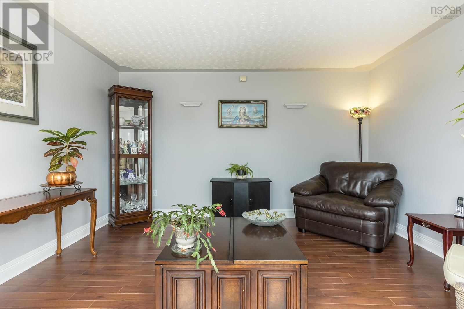 19 Diana Grace Avenue, Dartmouth, Nova Scotia  B3W 6A2 - Photo 4 - 202406468