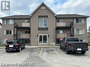 50 CAMPBELL Court Unit# 303, stratford, Ontario