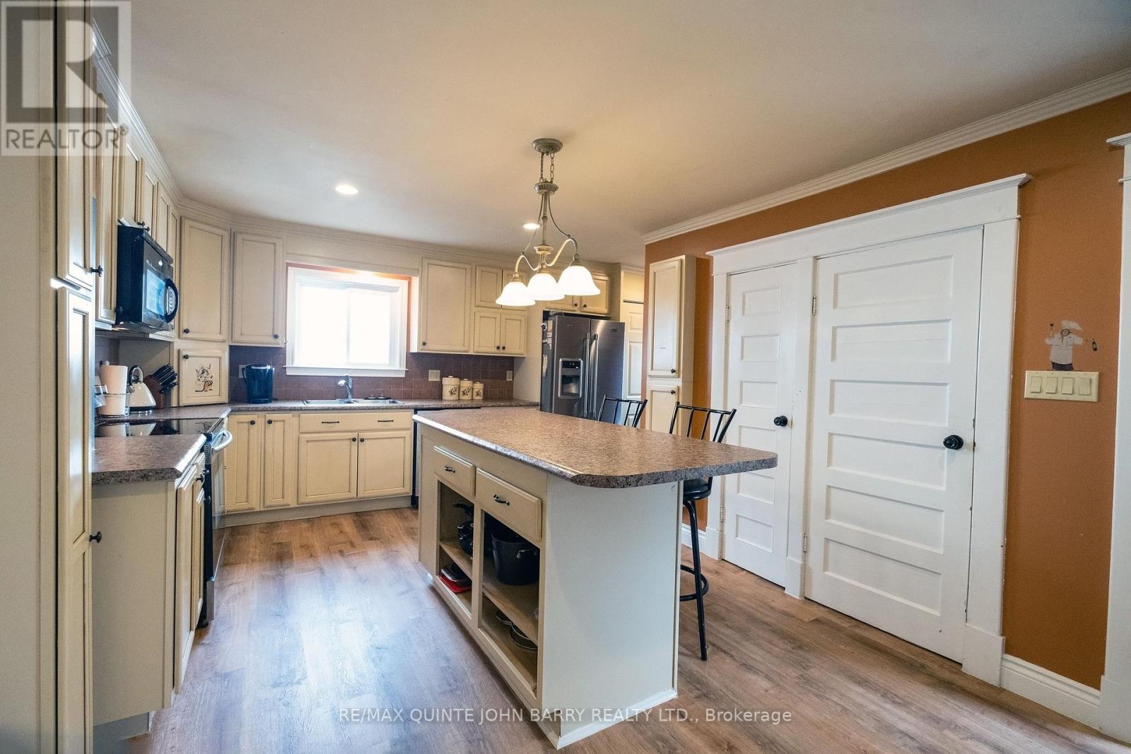 128 Creswell Drive, Quinte West, Ontario  K8V 3H3 - Photo 17 - X8212102