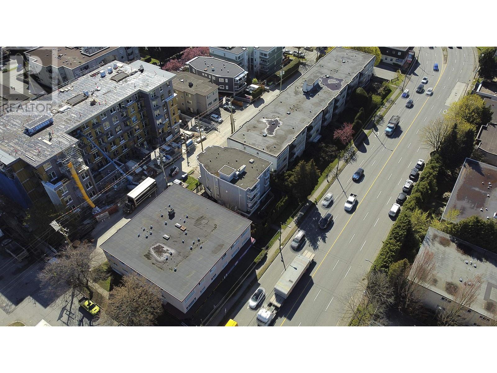 8732 Granville Street, Vancouver, British Columbia  V6P 5A5 - Photo 12 - R2867486