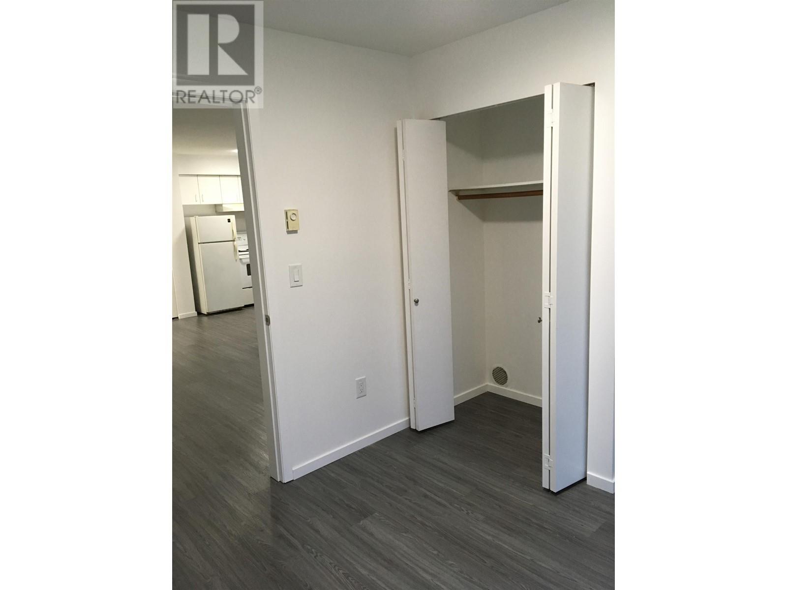 8732 Granville Street, Vancouver, British Columbia  V6P 5A5 - Photo 33 - R2867486