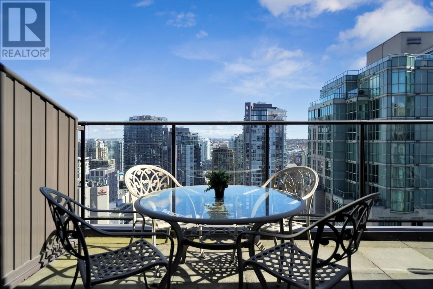 2703 1189 Howe Street, Vancouver, British Columbia  V6Z 2X4 - Photo 1 - R2867416