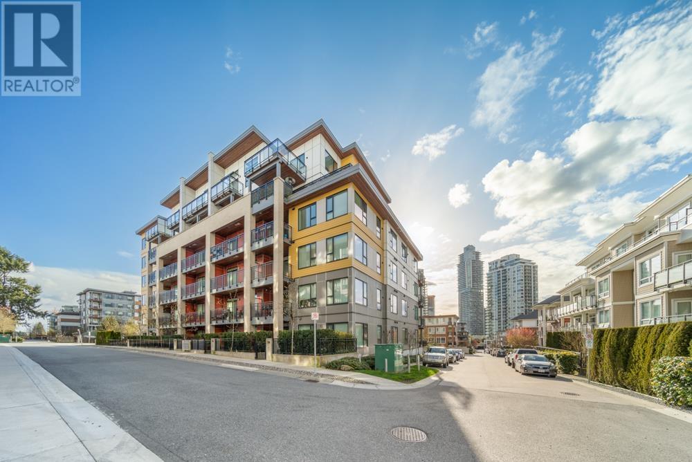 206 621 Regan Avenue, Coquitlam, British Columbia  V3J 0K1 - Photo 1 - R2867459
