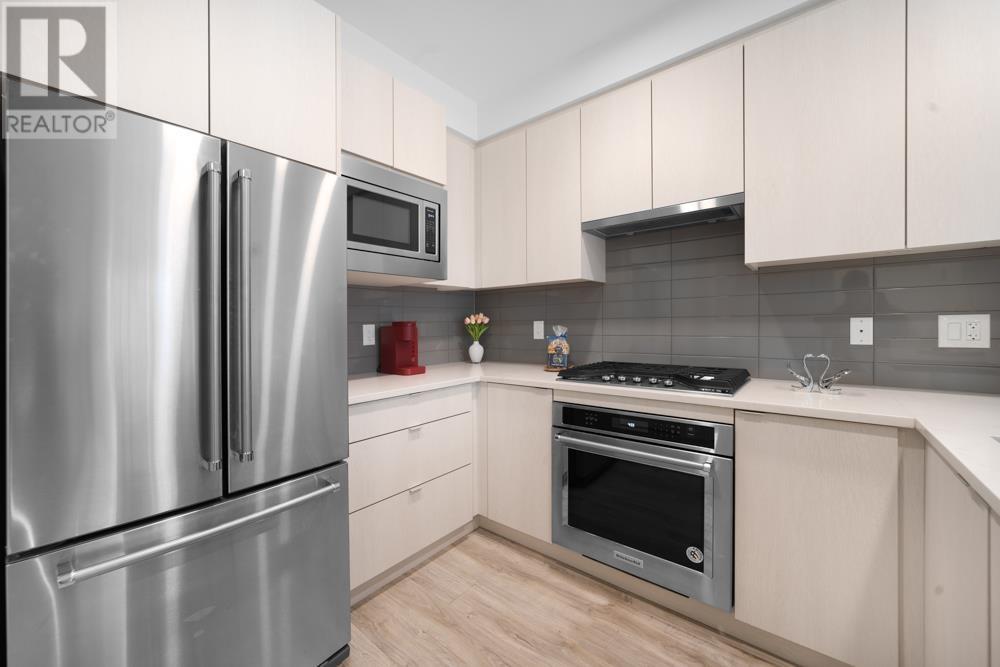 206 621 Regan Avenue, Coquitlam, British Columbia  V3J 0K1 - Photo 4 - R2867459
