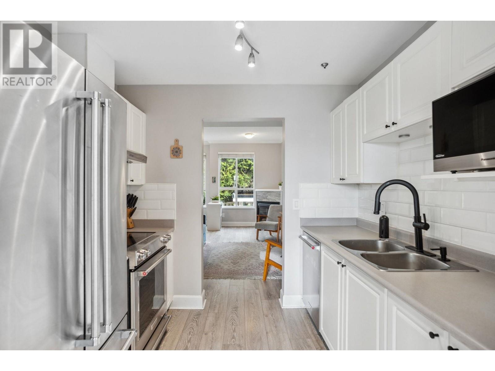46 2728 Chandlery Place, Vancouver, British Columbia  V5S 4S6 - Photo 6 - R2867464