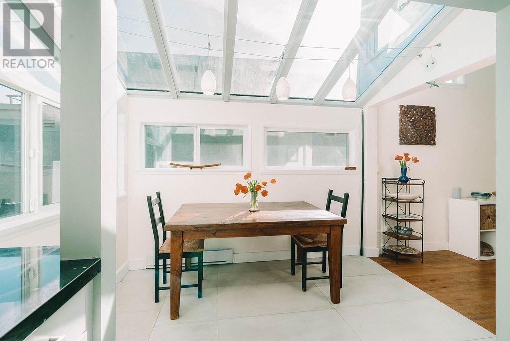 2345 York Avenue, Vancouver, British Columbia  V6K 1C8 - Photo 3 - R2867517