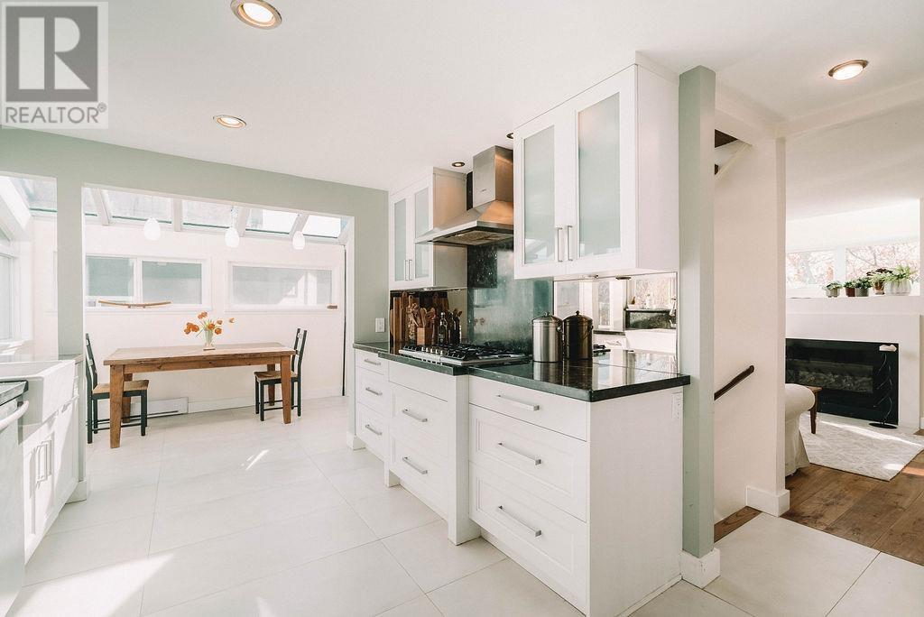 2345 York Avenue, Vancouver, British Columbia  V6K 1C8 - Photo 5 - R2867517