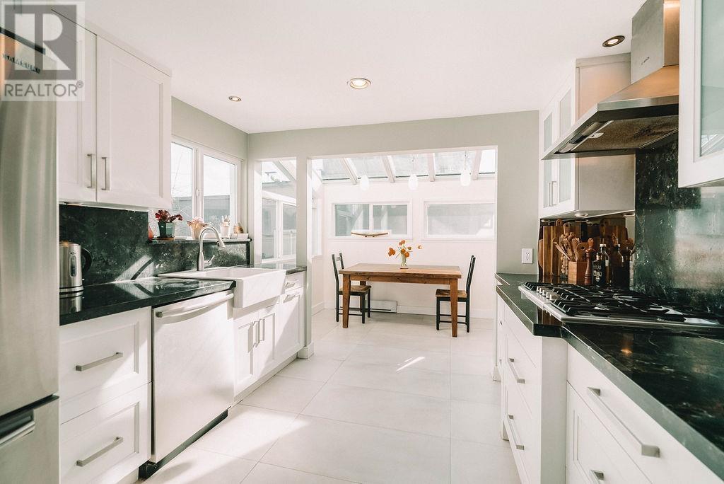 2345 York Avenue, Vancouver, British Columbia  V6K 1C8 - Photo 8 - R2867517