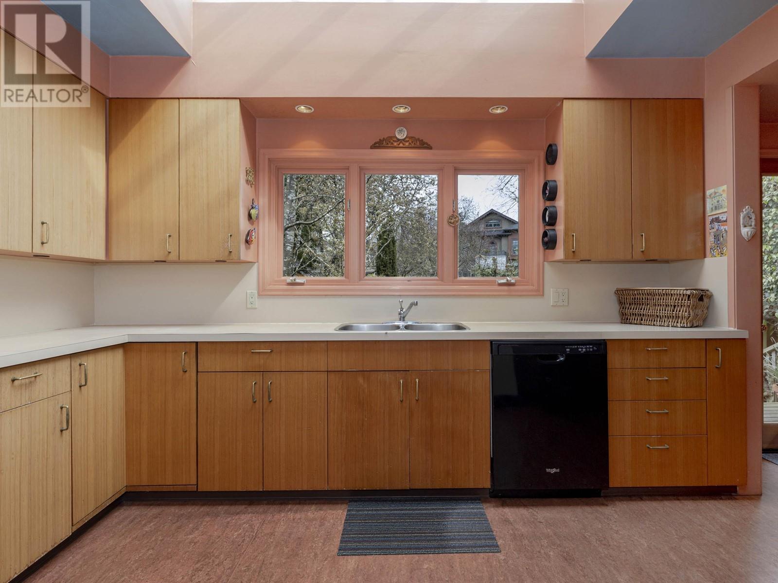 6668 East Boulevard, Vancouver, British Columbia  V6P 5R1 - Photo 11 - R2867454