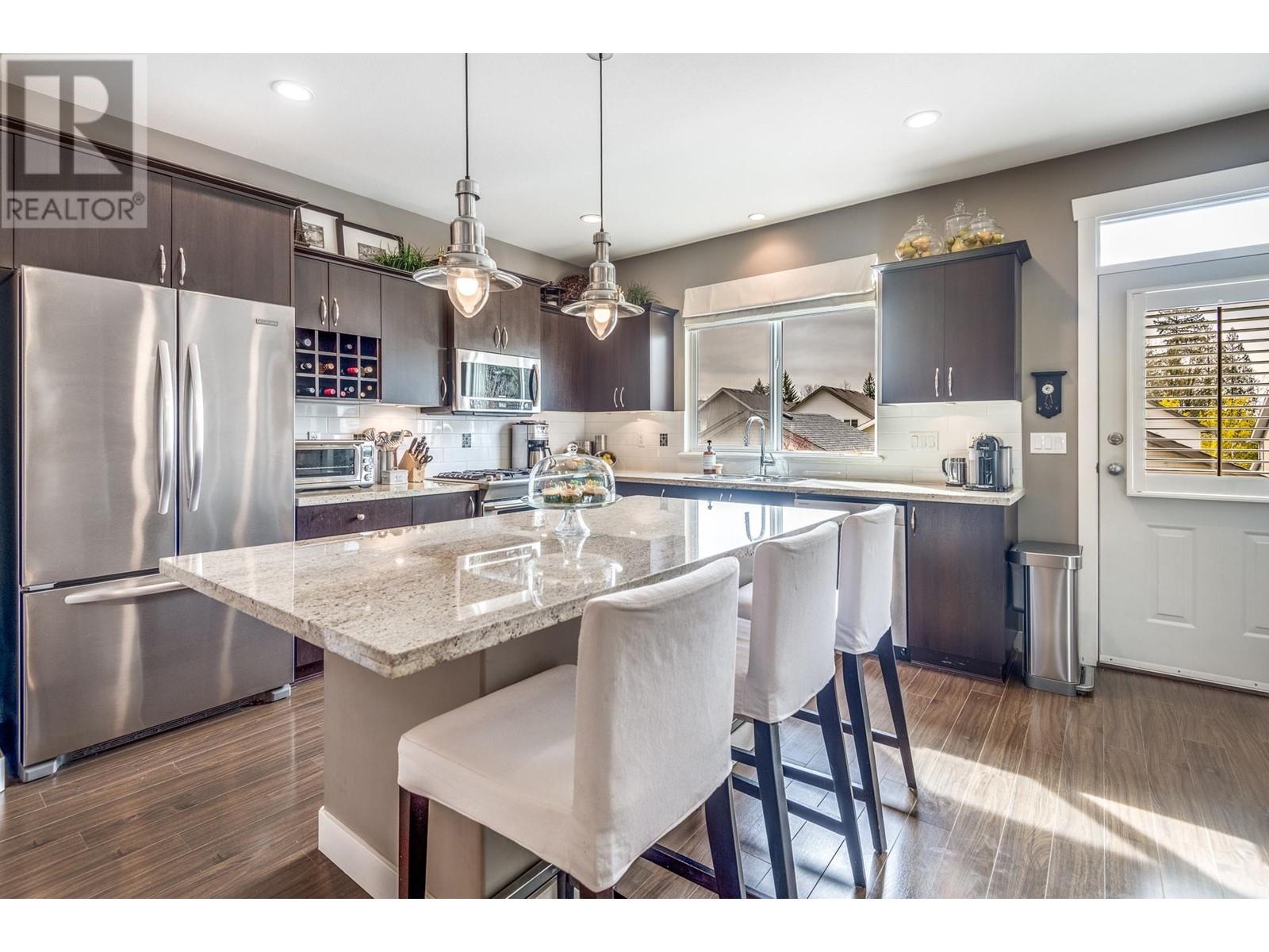 3392 Darwin Avenue, Coquitlam, British Columbia  V3B 0C9 - Photo 10 - R2867471