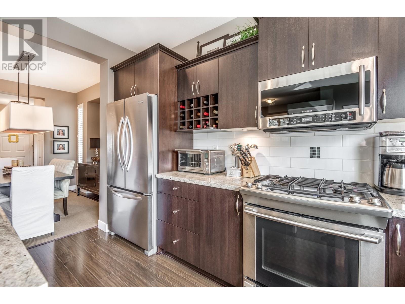 3392 Darwin Avenue, Coquitlam, British Columbia  V3B 0C9 - Photo 13 - R2867471