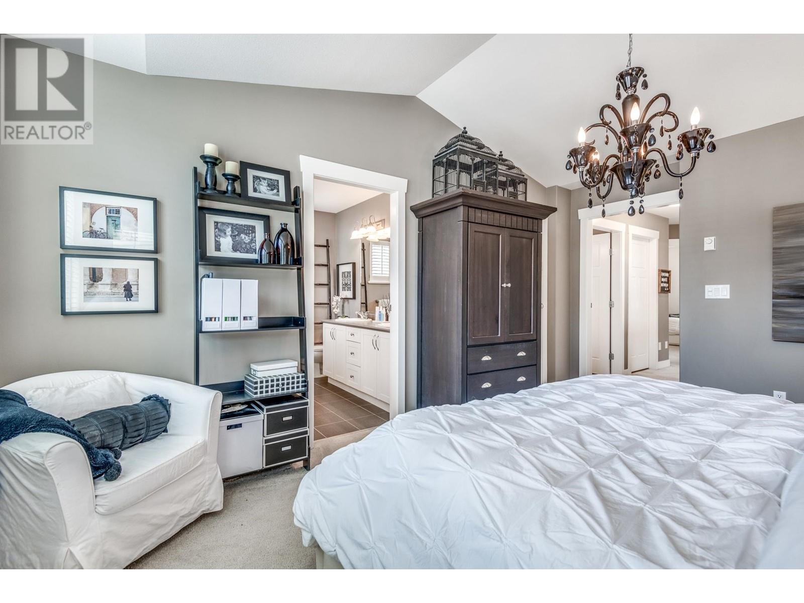 3392 Darwin Avenue, Coquitlam, British Columbia  V3B 0C9 - Photo 22 - R2867471