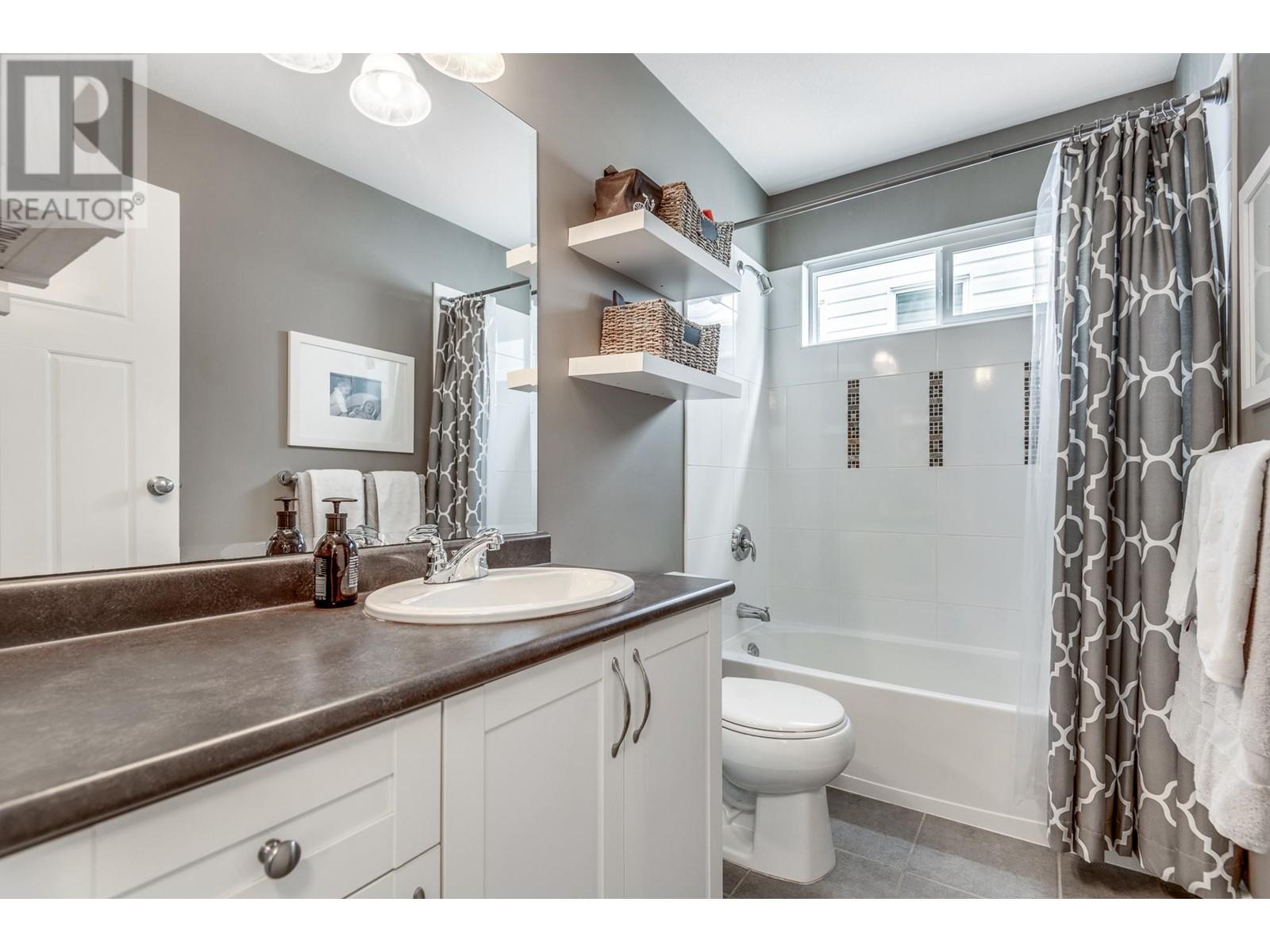 3392 Darwin Avenue, Coquitlam, British Columbia  V3B 0C9 - Photo 25 - R2867471