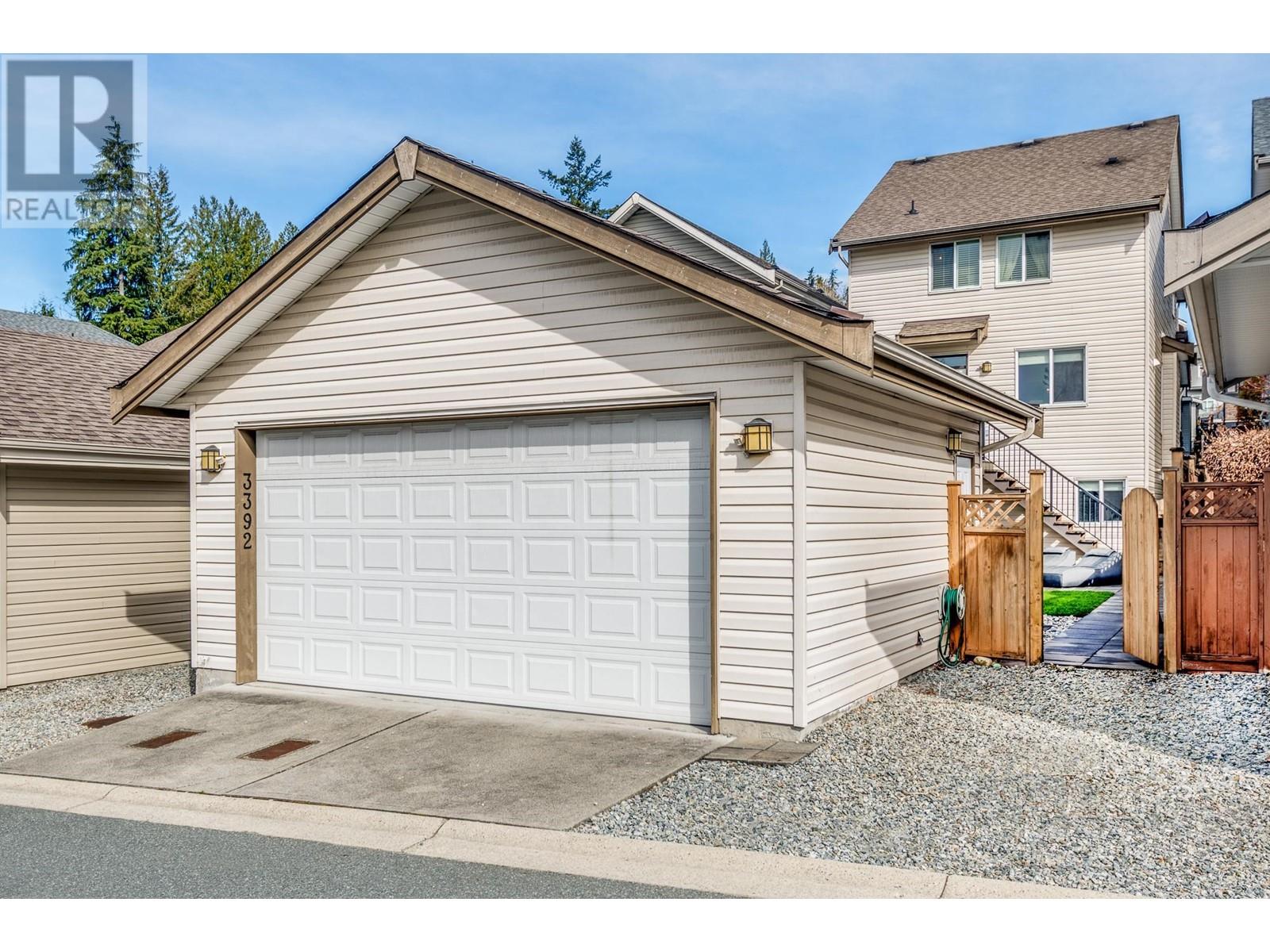 3392 Darwin Avenue, Coquitlam, British Columbia  V3B 0C9 - Photo 36 - R2867471