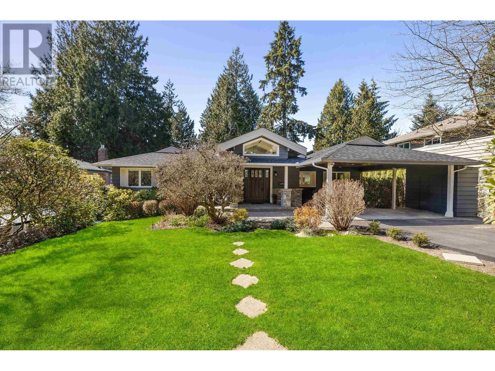 5005 Redonda Drive, North Vancouver, British Columbia  V7R 3K1 - Photo 1 - R2867490