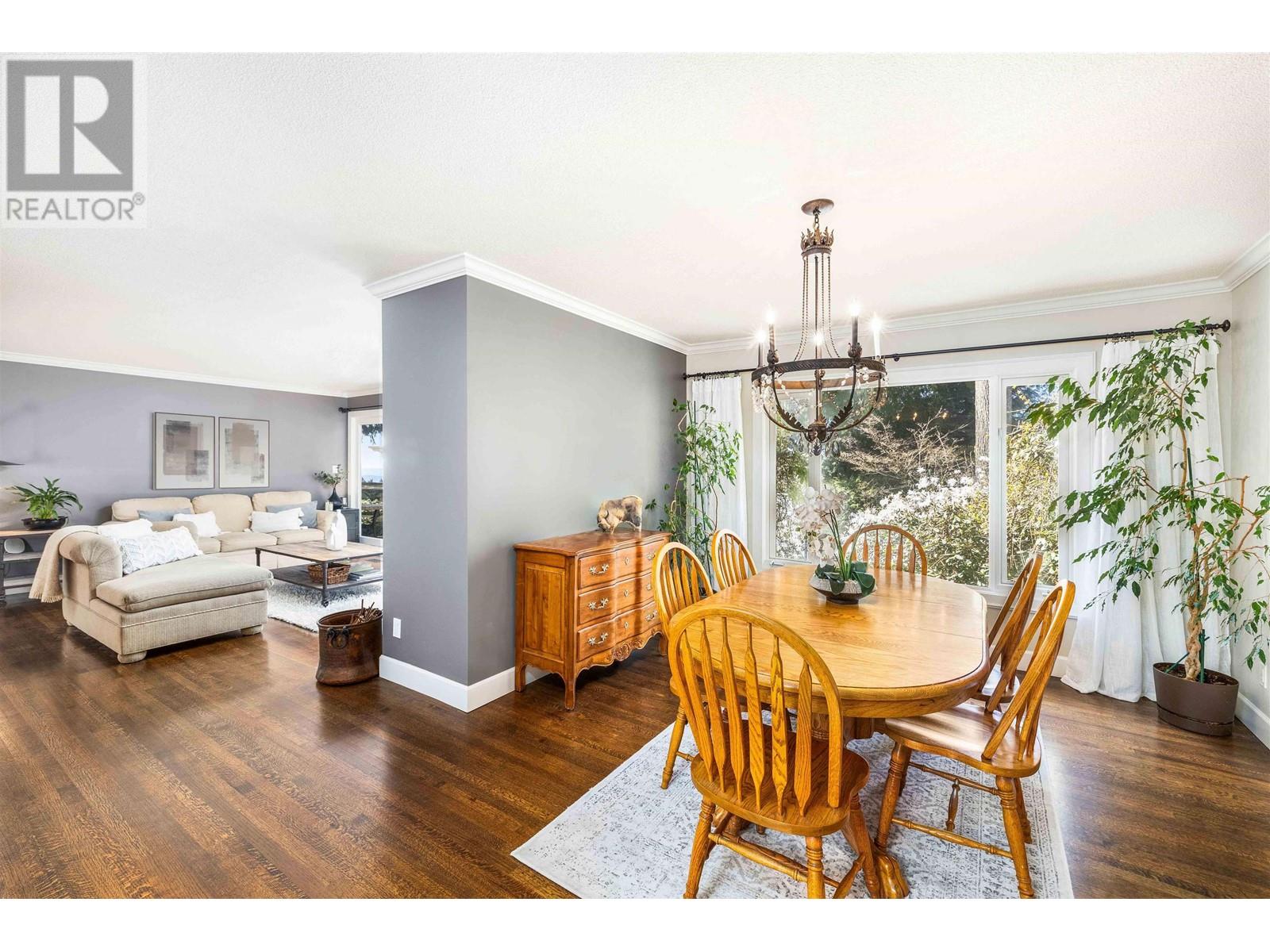 5005 Redonda Drive, North Vancouver, British Columbia  V7R 3K1 - Photo 14 - R2867490