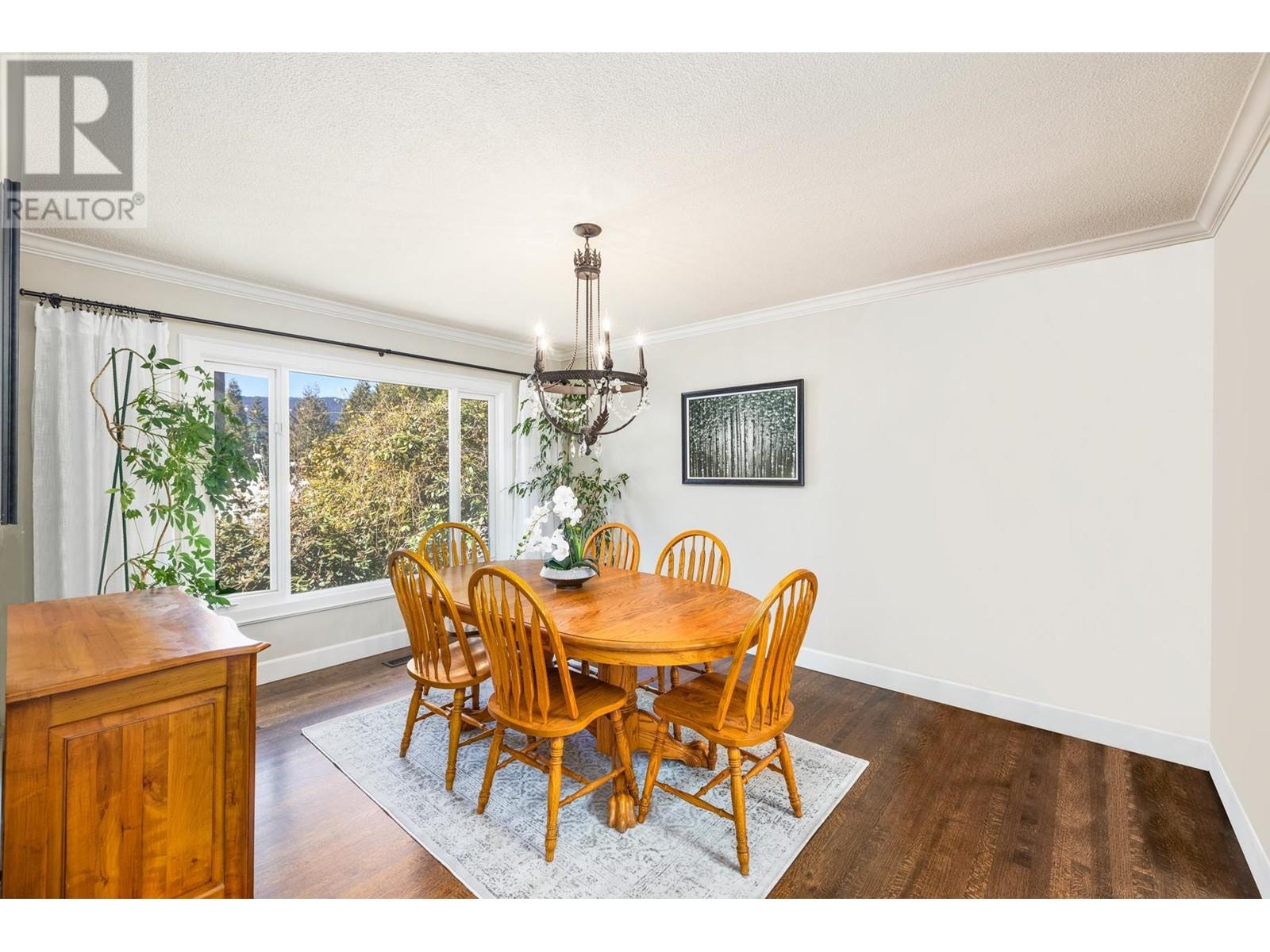 5005 Redonda Drive, North Vancouver, British Columbia  V7R 3K1 - Photo 15 - R2867490