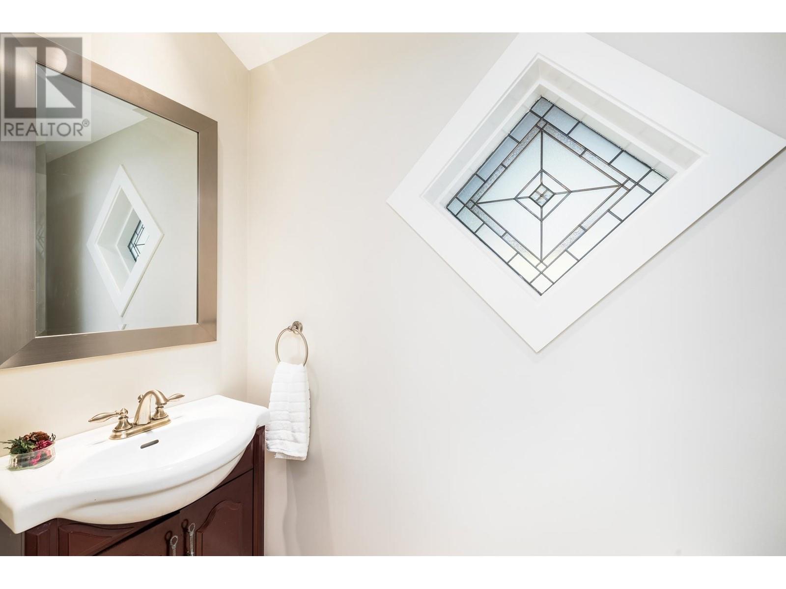 5005 Redonda Drive, North Vancouver, British Columbia  V7R 3K1 - Photo 27 - R2867490